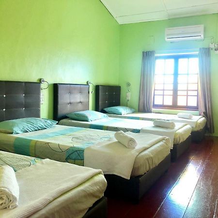 Kawan Kawan Guest House Малакка Экстерьер фото